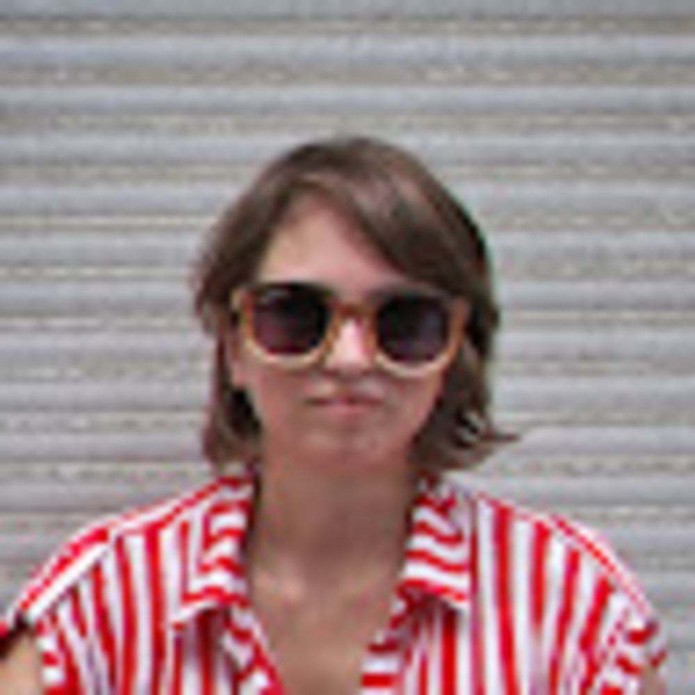 Meet your Posher, Davina